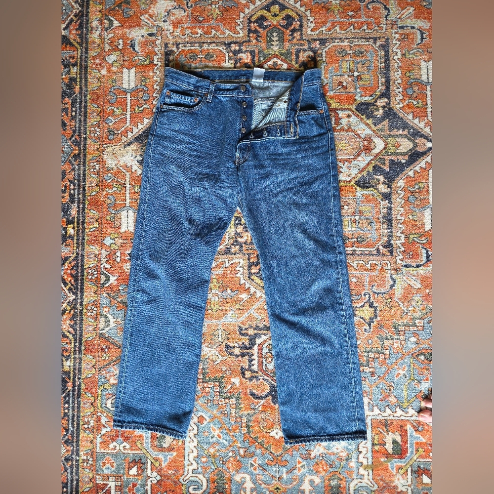 Almost Vintage 2006 Y2K Levi's 501 Classic Blue Straight Denim Buttom Fly Jeans